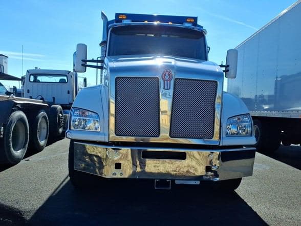 2023 Kenworth T880 image 6