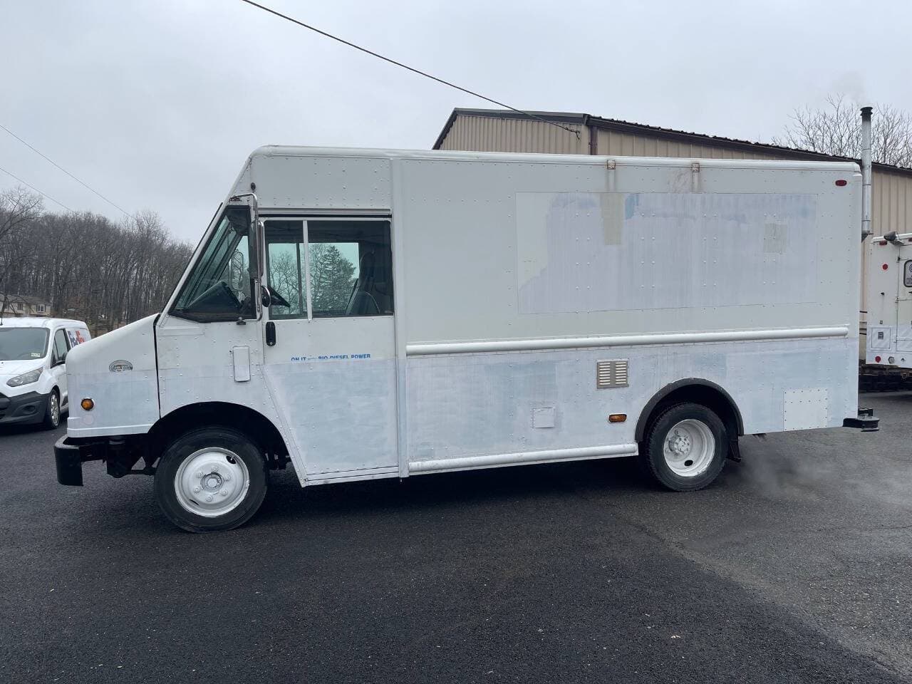 2010 Freightliner MT45 image 1