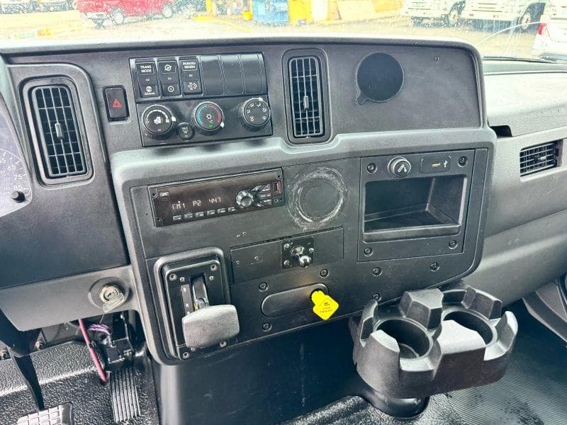 2020 International MV607 image 19