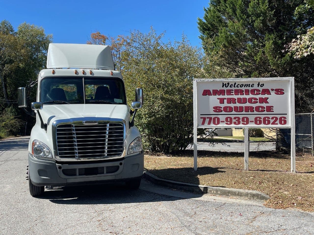 2019 Freightliner Cascadia 125 image 9