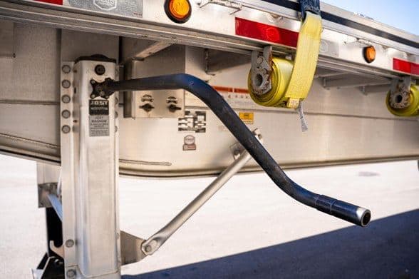 2026 Mac Trailer Mfg 1650 Cft image 7