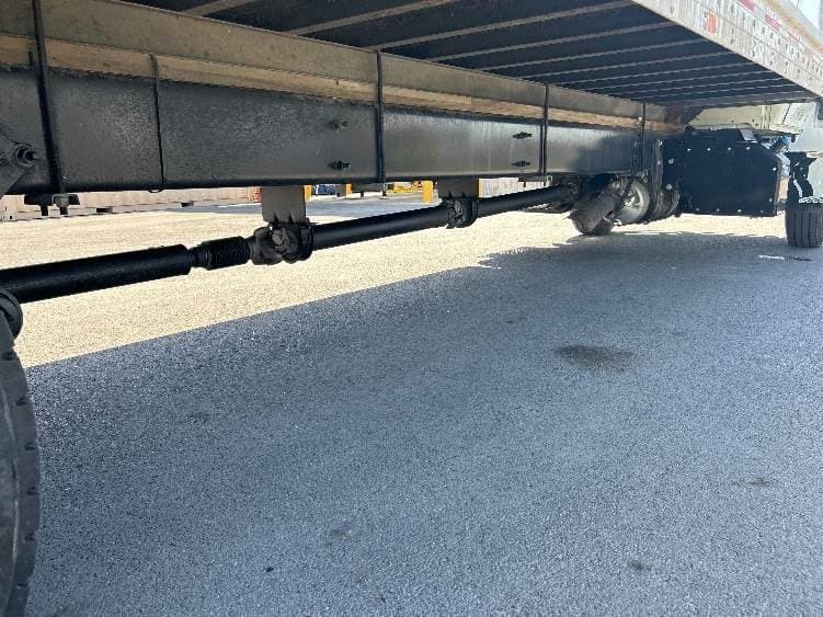 2022 International MV607 Box Truck - 220HP, 6 Speed Automatic, Roll up Door image 14