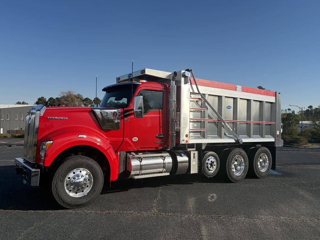 New 2026 KENWORTH W990 image 2