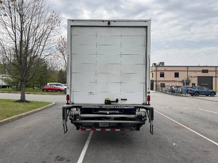 2022 International MV607 Box Truck - 220HP, 6 Speed Automatic, Roll up Door image 7