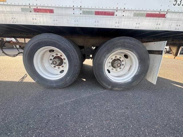 2000 Utility 53` Dry Van Trailer image 6