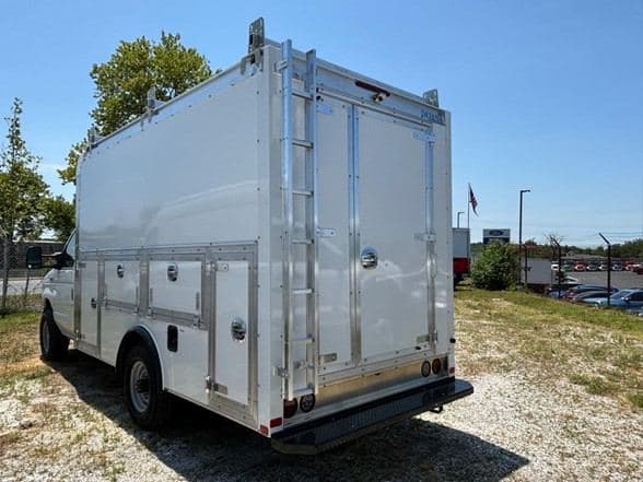 2024 Ford E350 image 5