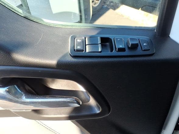 2023 Kenworth T880 image 7