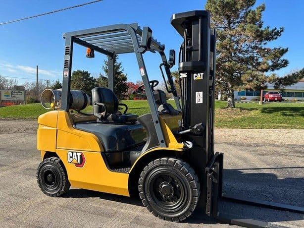 2016 Mitsubishi FG25N image 3