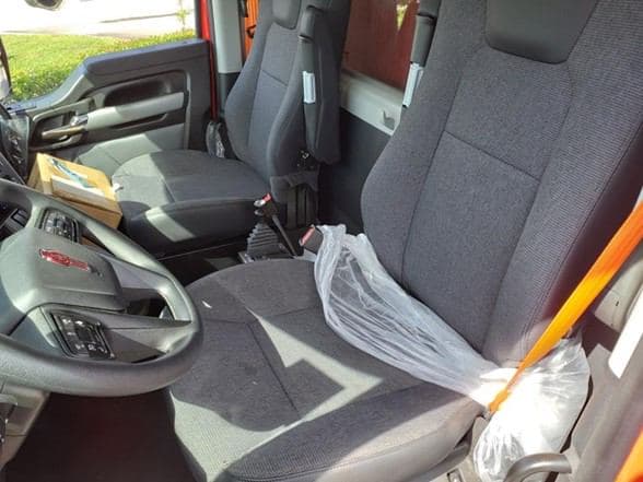 2025 Kenworth T880 image 14