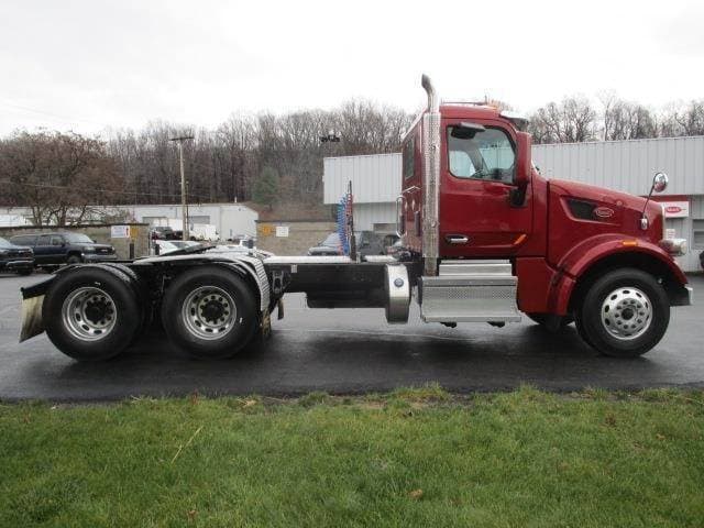 2020 Peterbilt 567 image 5