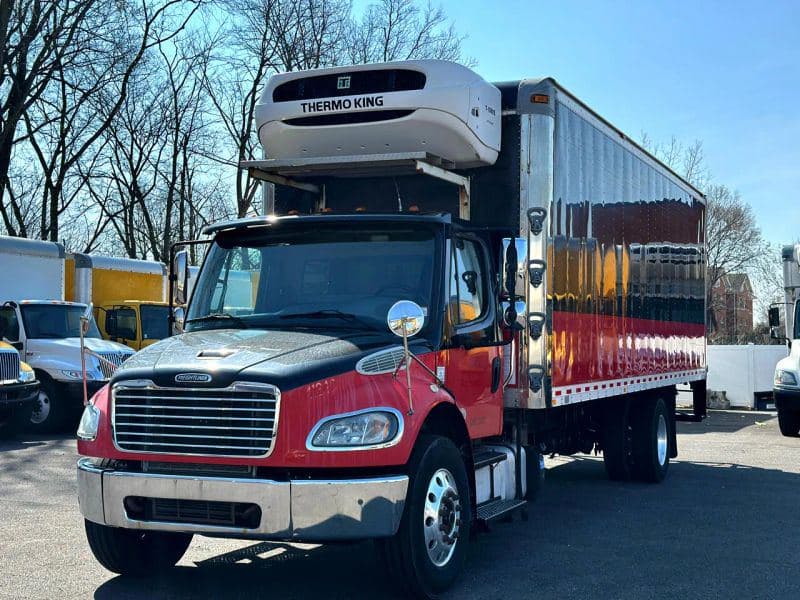 2018 Freightliner Cascadia 125 image 1