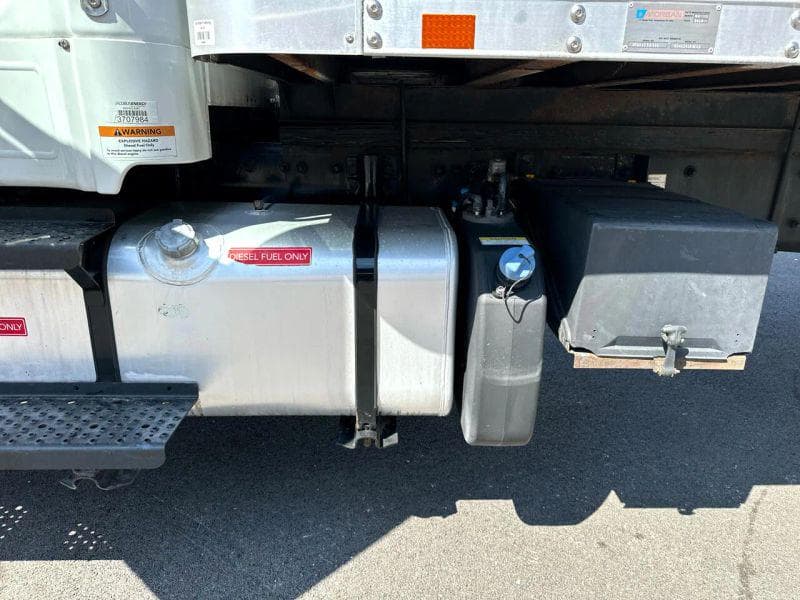 2019 Freightliner Cascadia 125 image 10