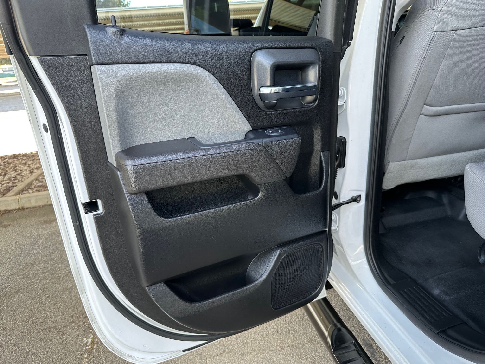 2018 CHEVROLET SILVERADO 2500HD Crew Cab Service Truck 13506 image 28