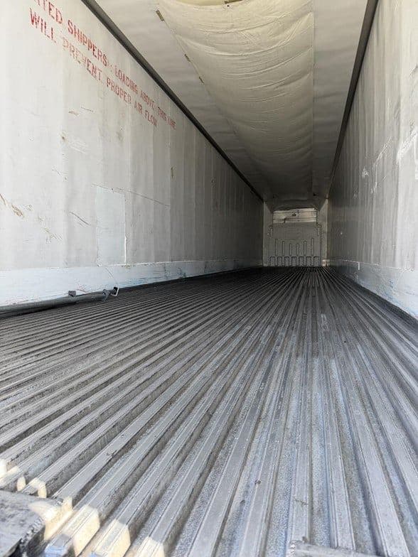 2018 Utility 3000R image 7