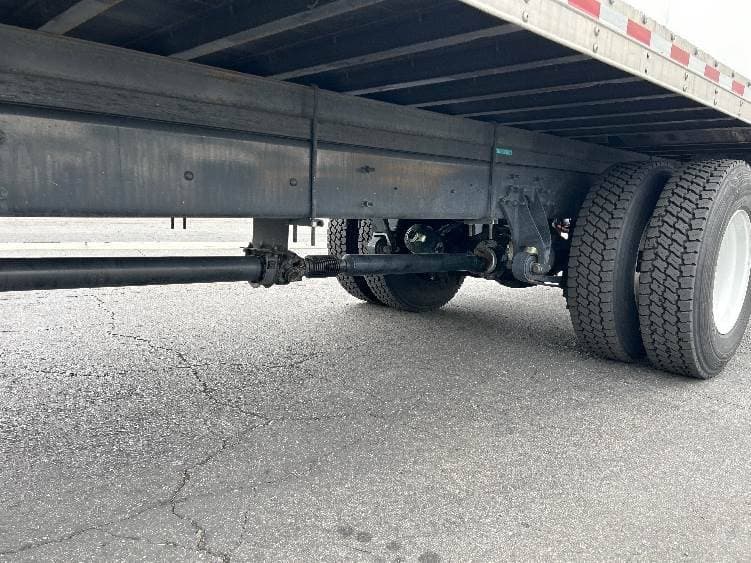 2022 International MV607 Box Truck - 220HP, 6 Speed Automatic, Roll up Door image 5