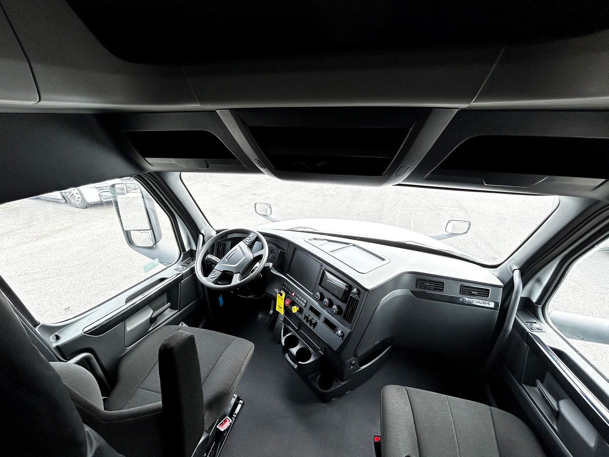 2026 Freightliner Cascadia image 5