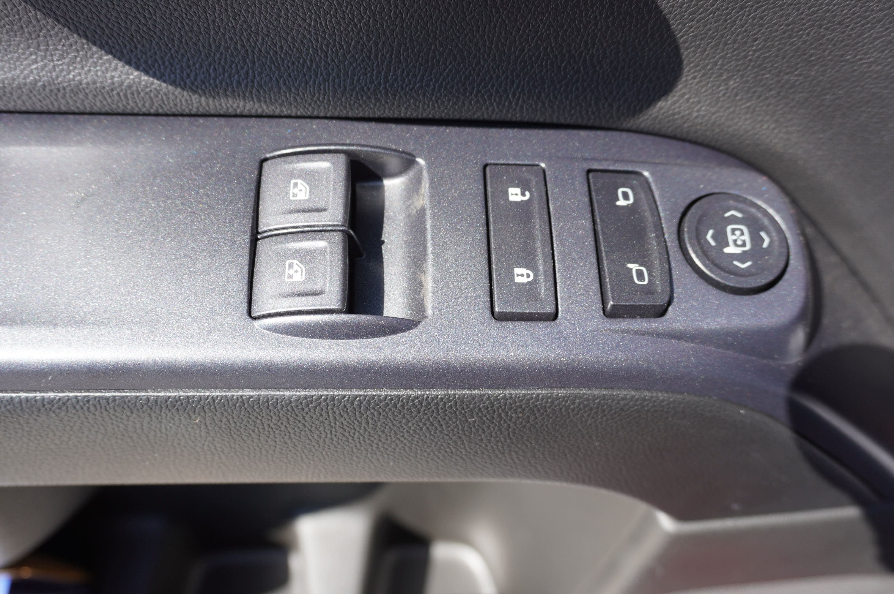 2024 GM GM515 image 9
