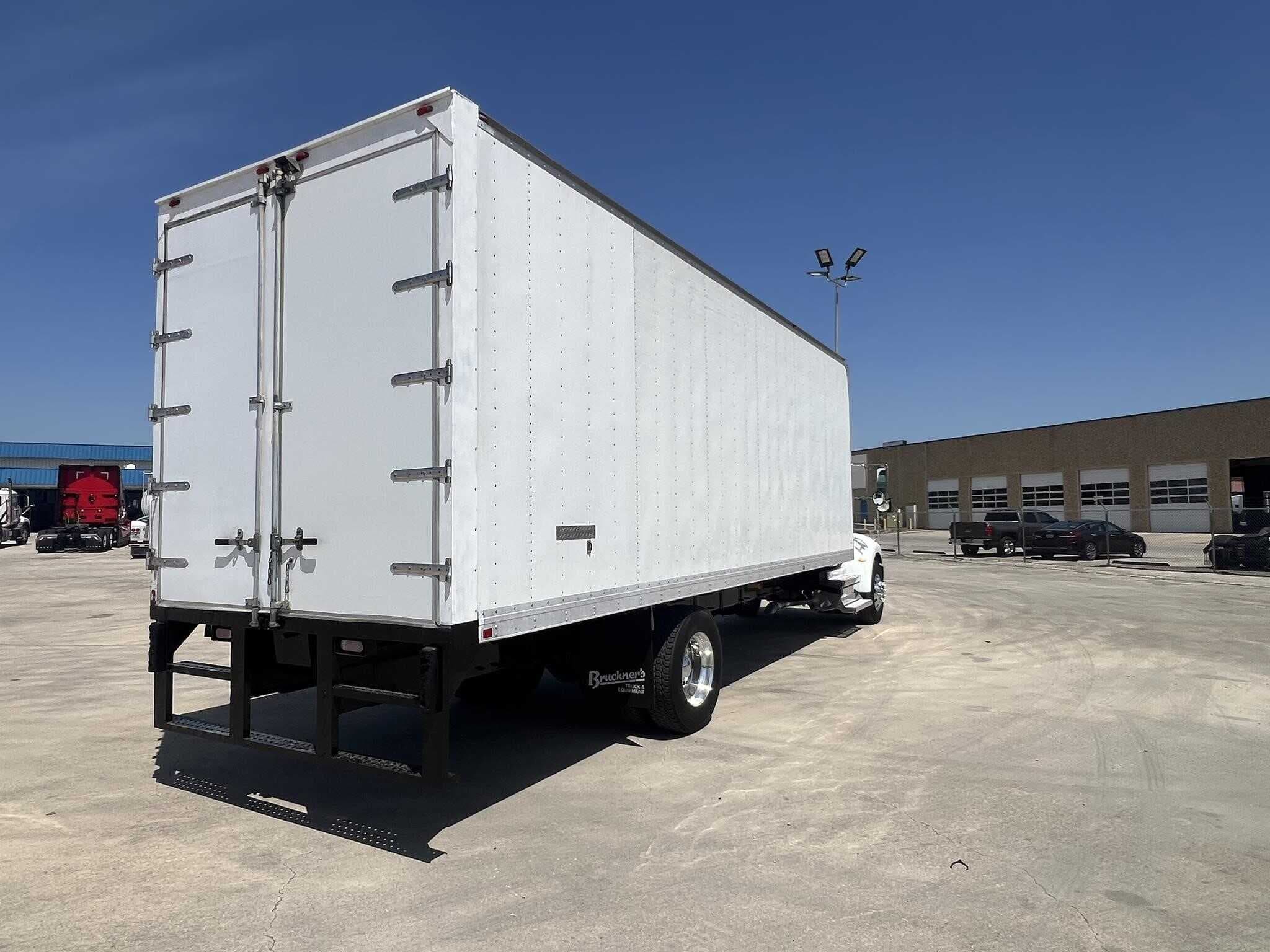 Used 2020 PETERBILT 337 Box Truck - Straight Truck in San Antonio, TX image 4