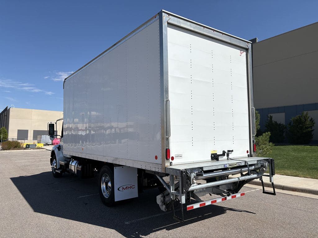 Used 2025 KENWORTH T380 image 12
