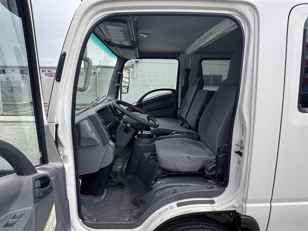 2021 Isuzu NPR XD image 64