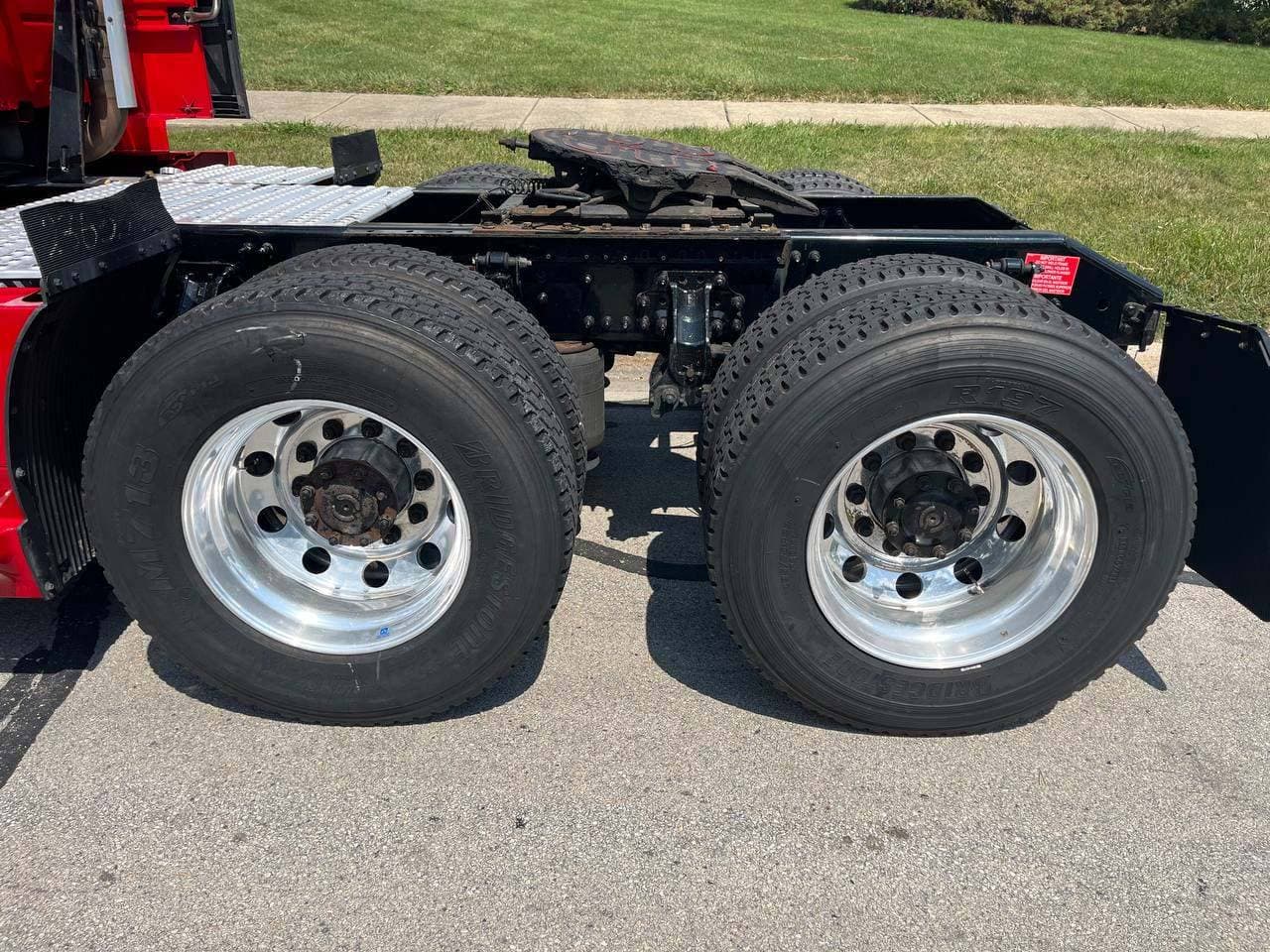 2020 Volvo VNL860 #1173 image 11