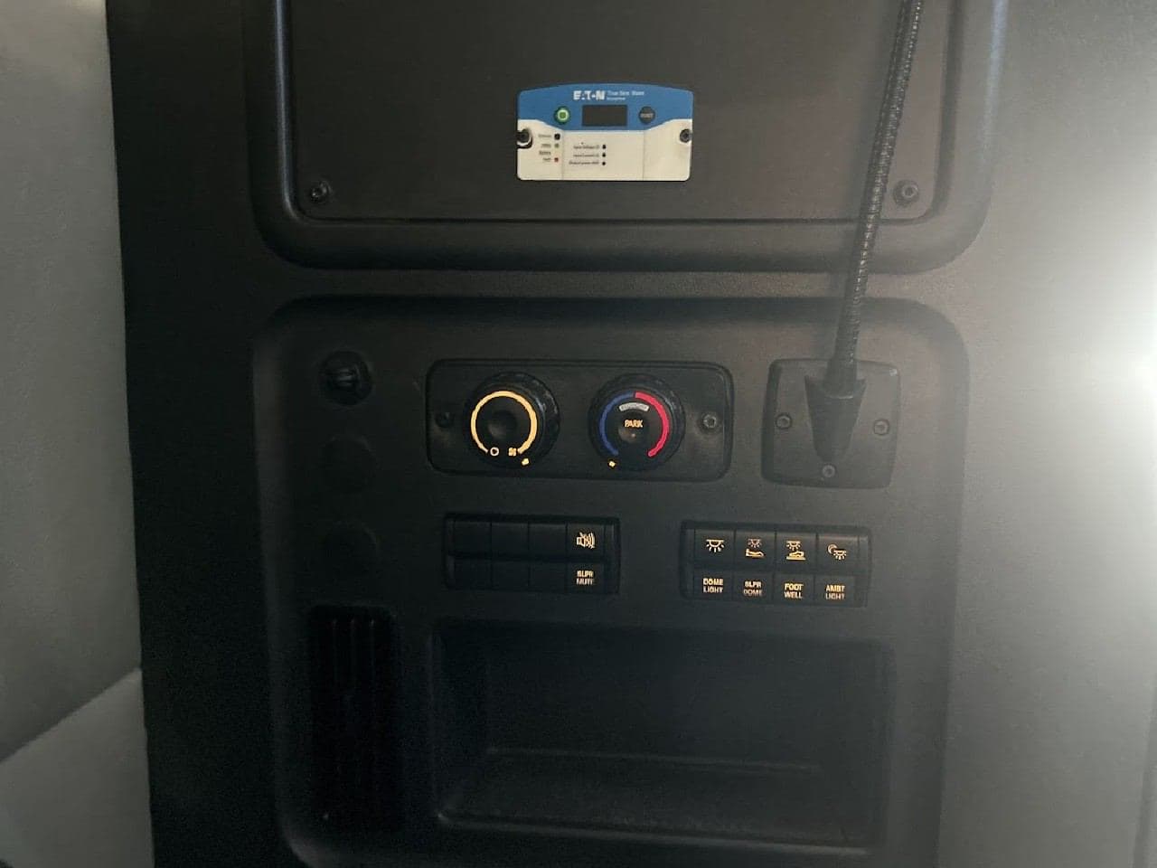 2021 Freightliner Cascadia image 16