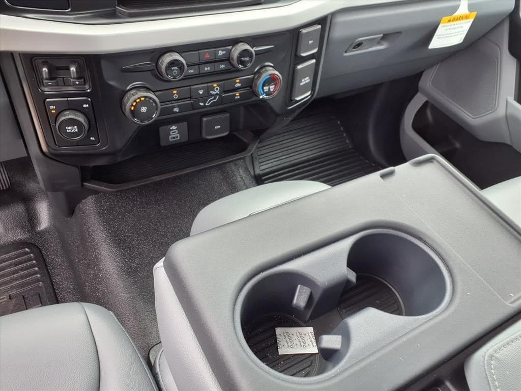 2026 Ford F600 SD XL image 9