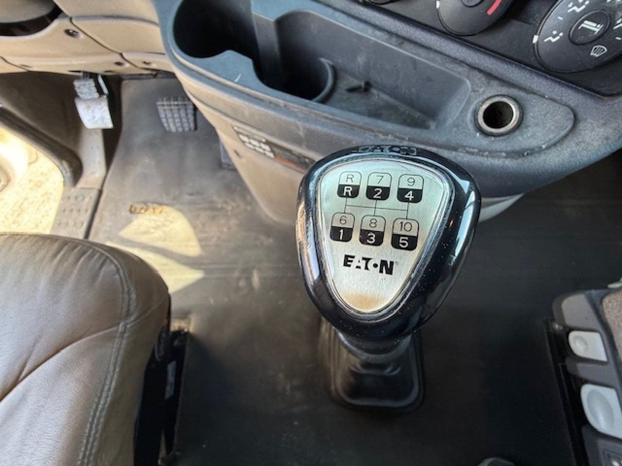 2020 Freightliner Cascadia 113 image 7