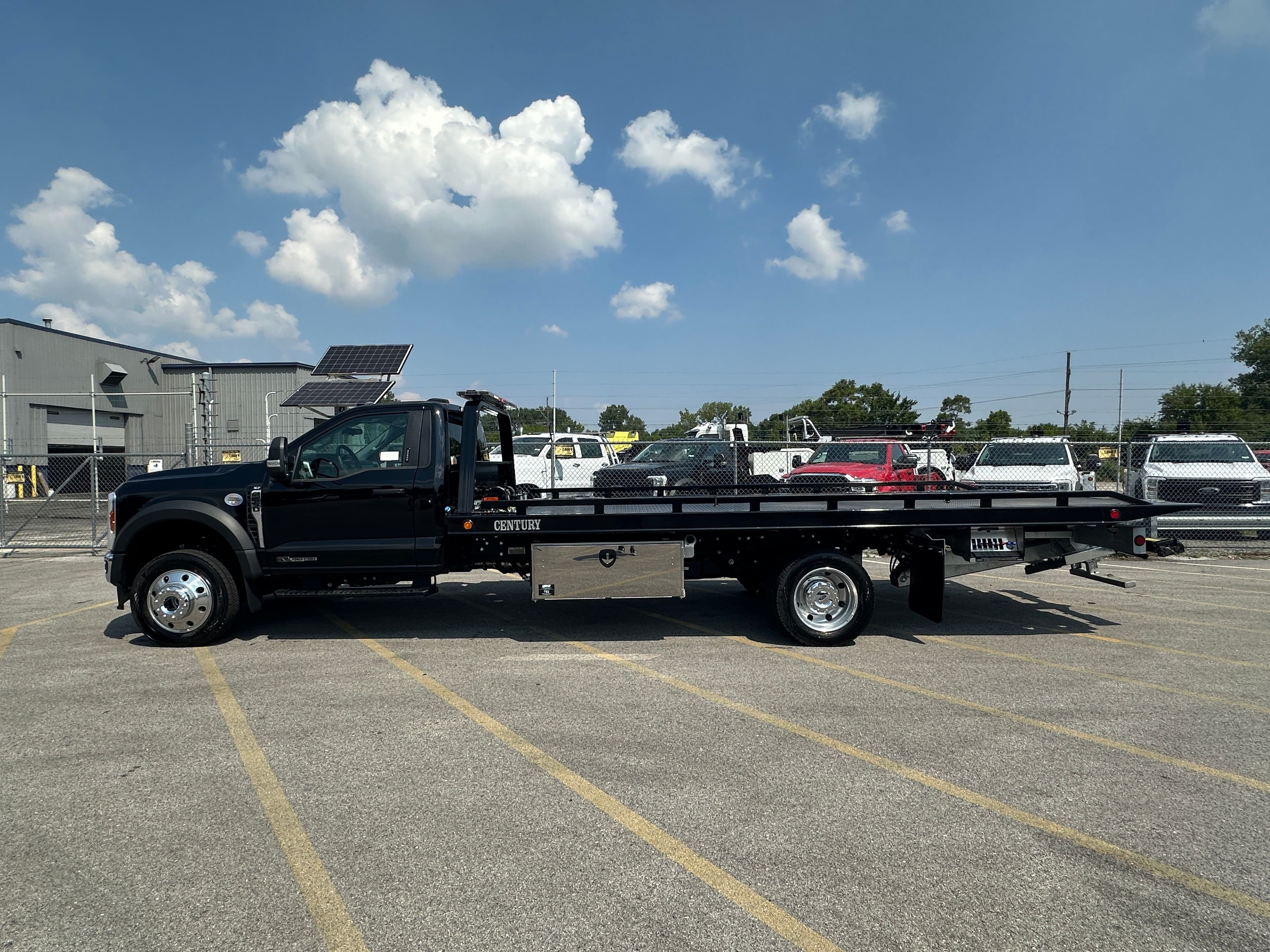 2024 Ford F-550 F Series Super Duty XLT 4X4 WITH A CENTURY 19.5' STL  (SK#: 6042C) image 3