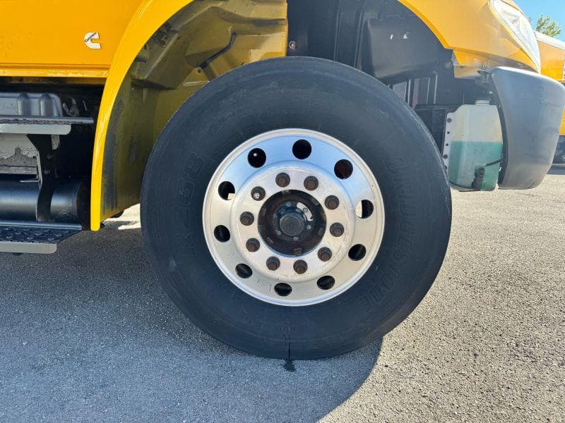 2019 International 4300 image 12