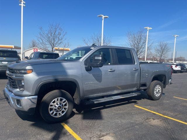 2025 Chevrolet Silverado 2500HD LT image 5