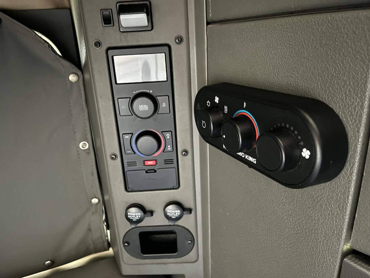 2020 Volvo VNL860 #1173 image 18