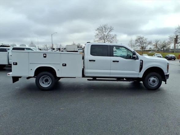 2026 Ford F350 SD XL image 3