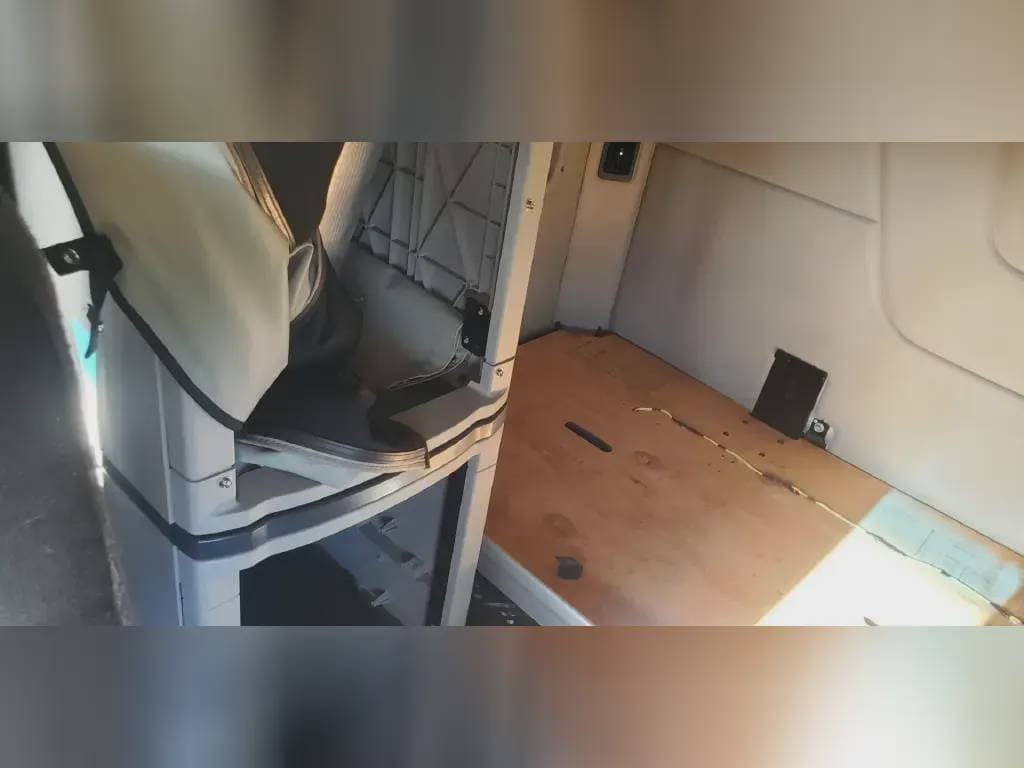 2022 Peterbilt 579 image 7