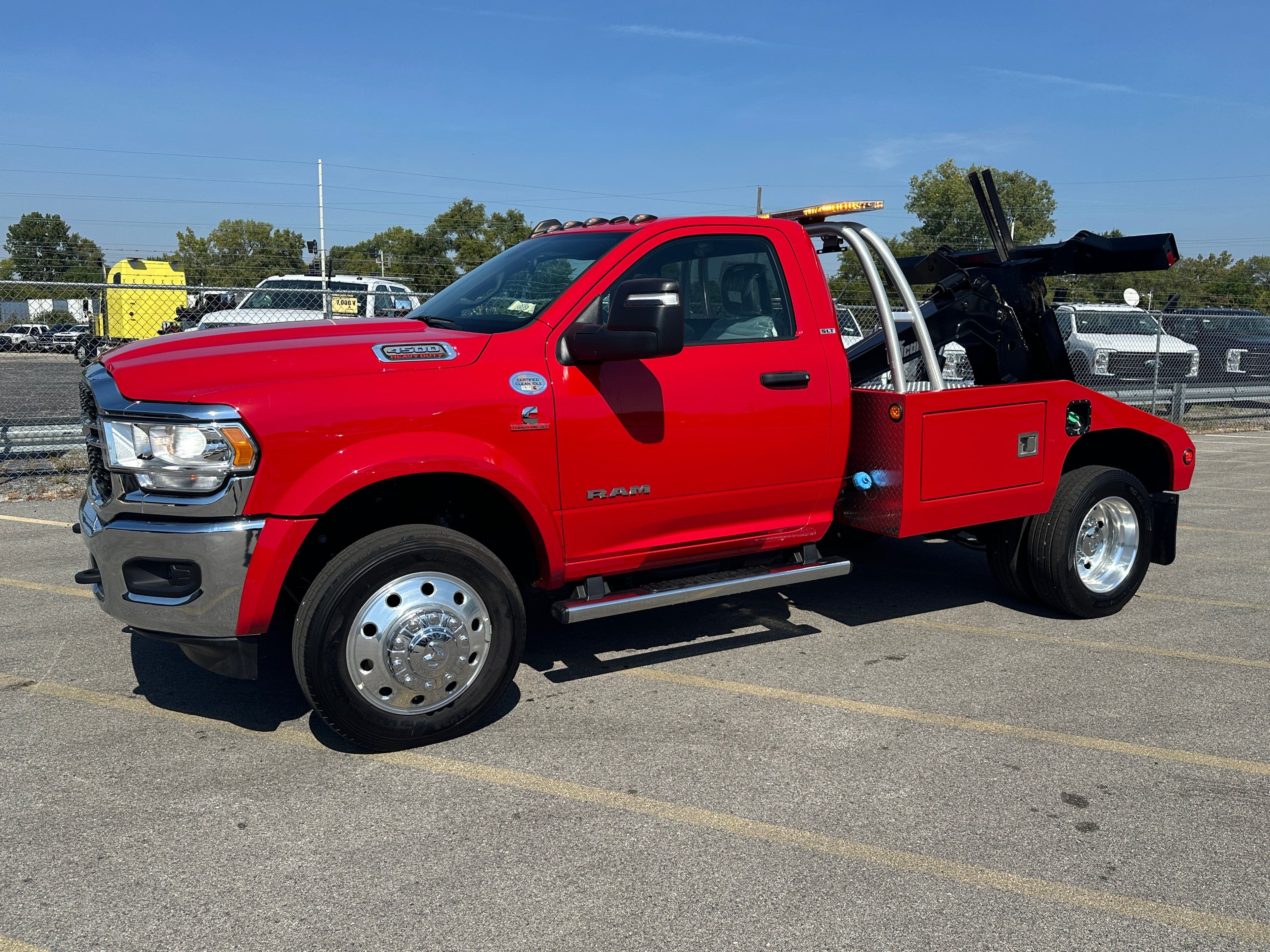 2024 Ram 4500 Chassis SLT *CALIFORNIA COMPLIANT* VULCAN 812*  (SK#: 5939C)  image 2