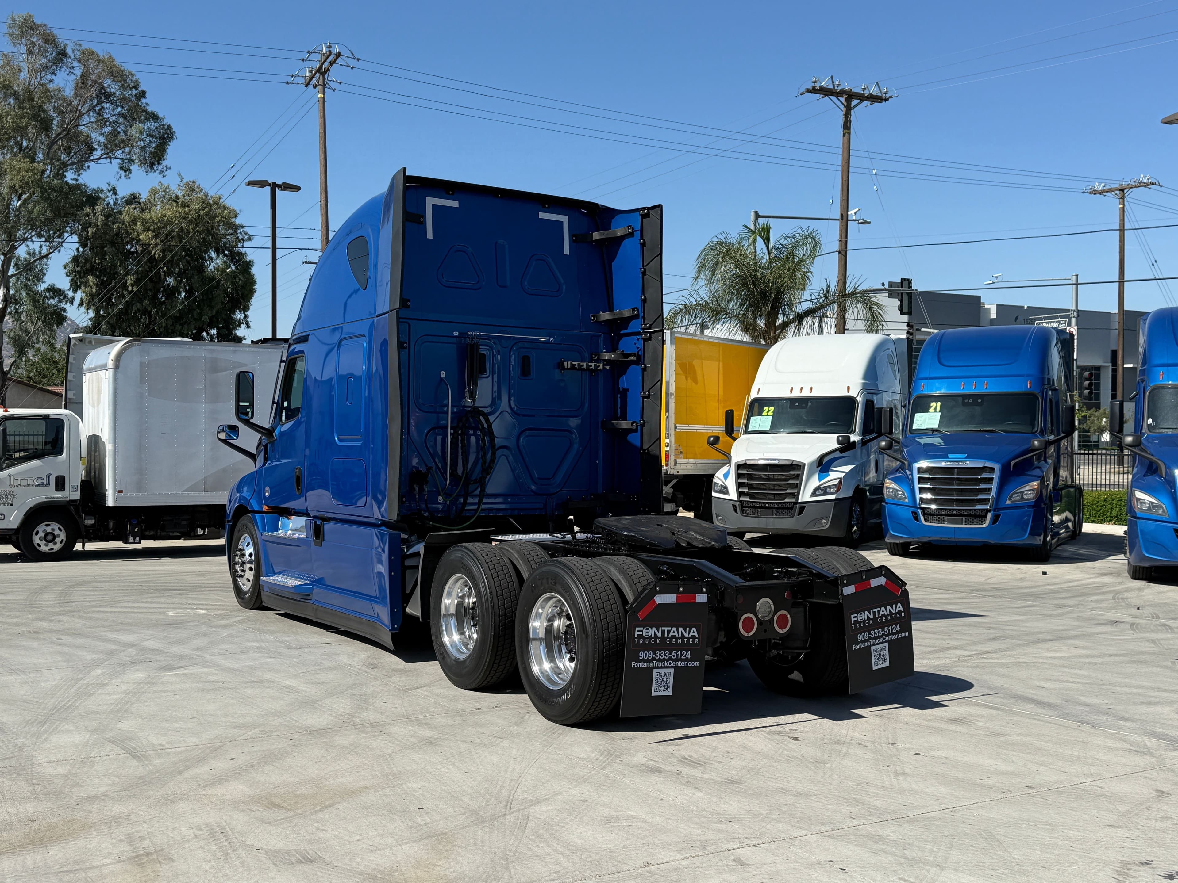2022 Freightliner Cascadia 126 image 7