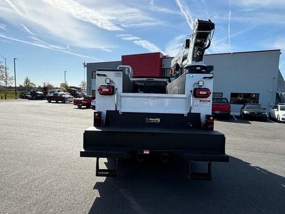 2025 Ford 4143D image 3