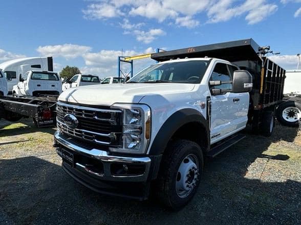 2024 Ford F550 image 1