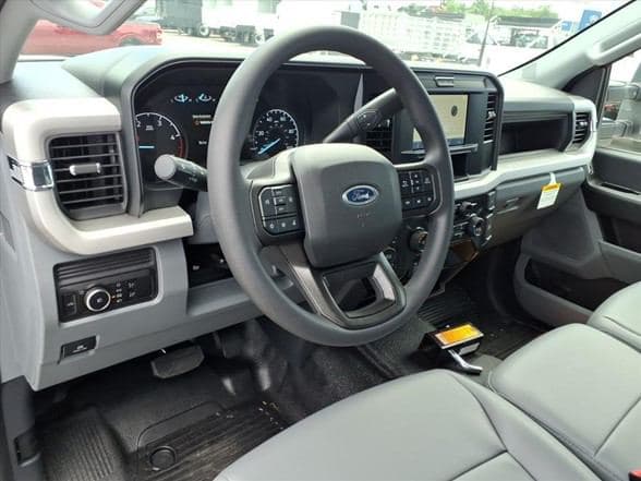 2026 Ford F350 SD XL image 14