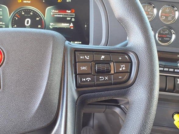 2025 Kenworth T880 image 32