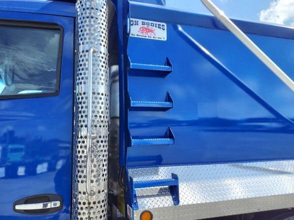 2026 Kenworth T880 image 15