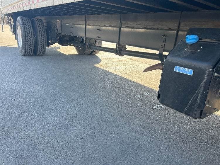 2022 International MV607 Box Truck - 220HP, 6 Speed Automatic, Roll up Door image 14