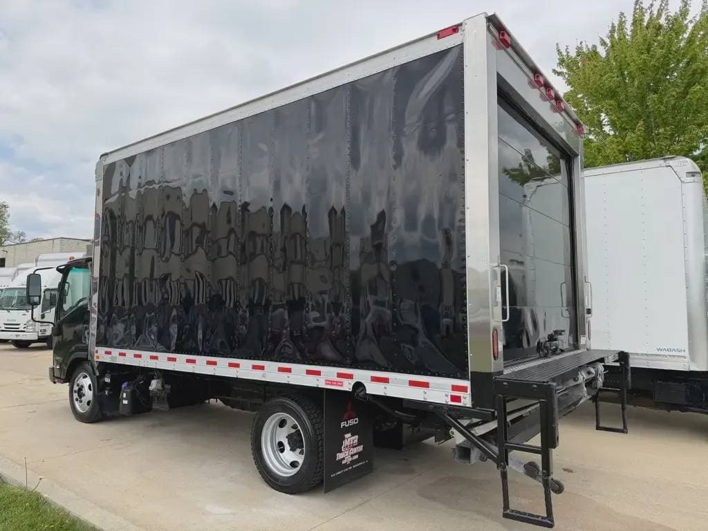 Used 2021 ISUZU Cabover Truck - COE, Reefer/Refrigerated Truck, Catering Truck - Food Truck NPR XD For Sale image 2