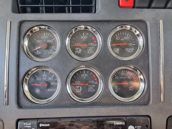 2025 Kenworth W990 image 19