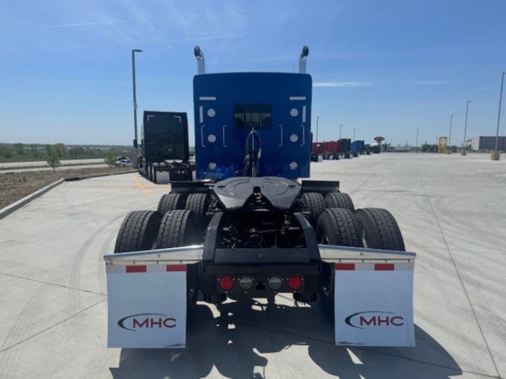 New 2027 KENWORTH W900L image 5