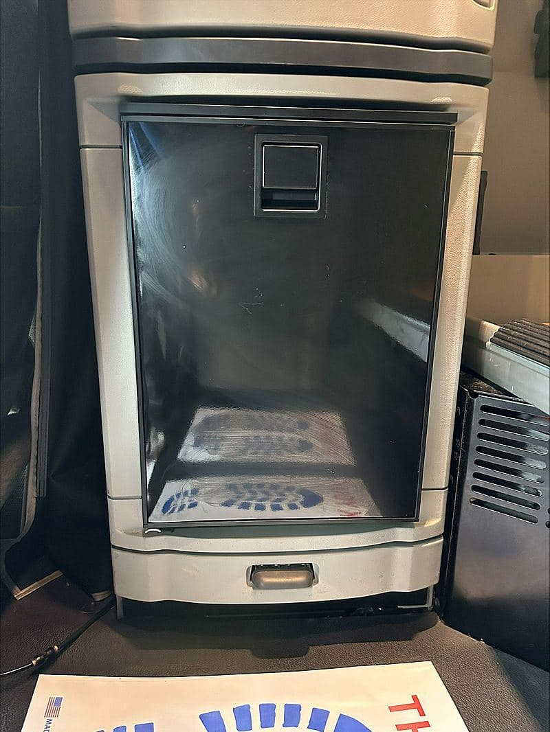 2021 Peterbilt 579 image 10