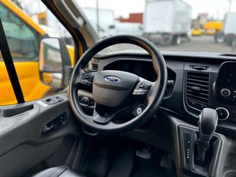 2020 Ford CF8000 image 12