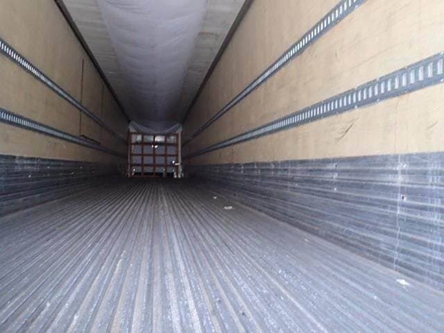 2007 Utility 3000R image 6