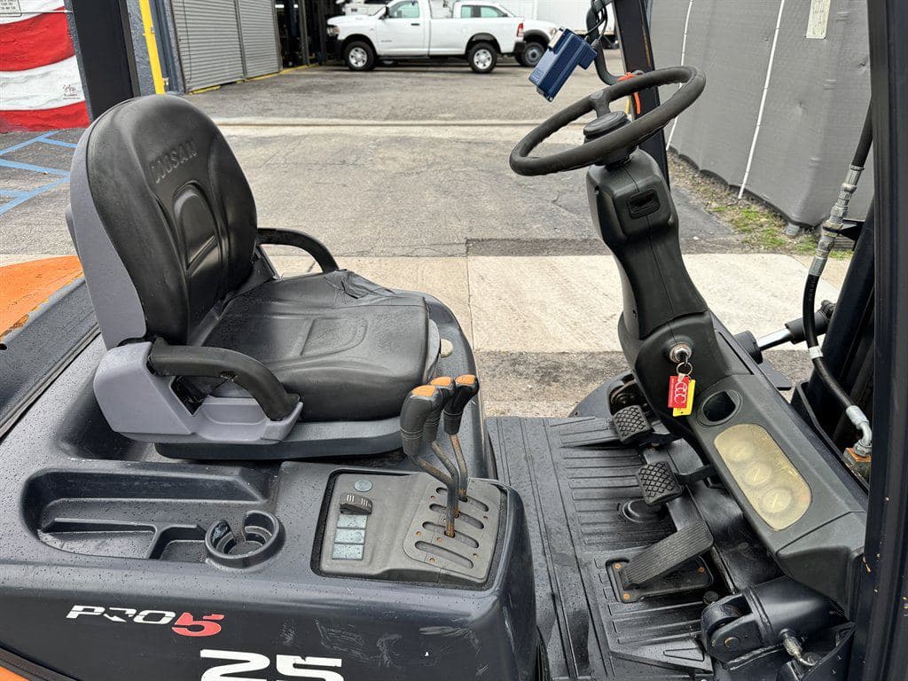 2007 Doosan D25s-5 image 20