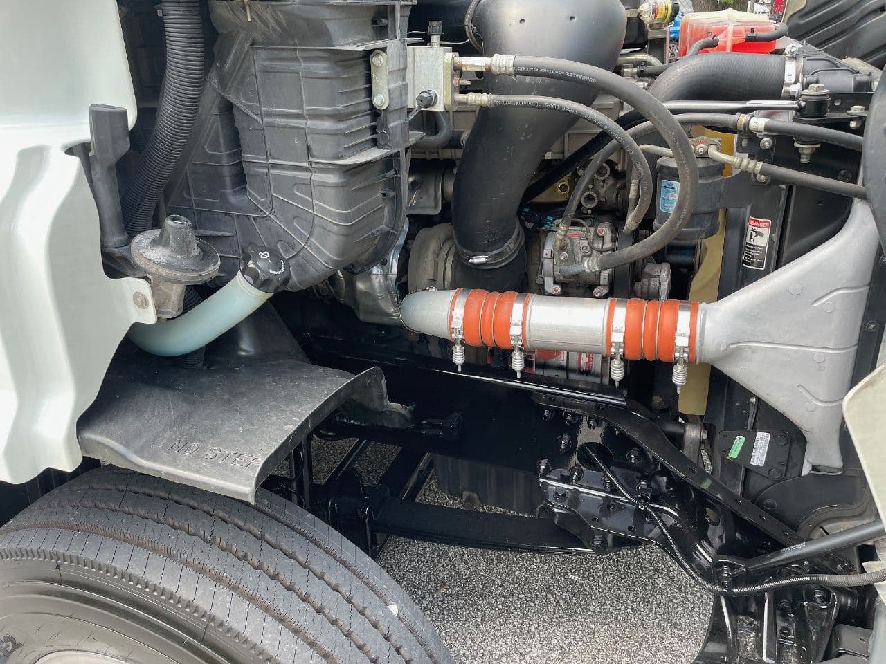 2019 Freightliner Cascadia 113 image 24